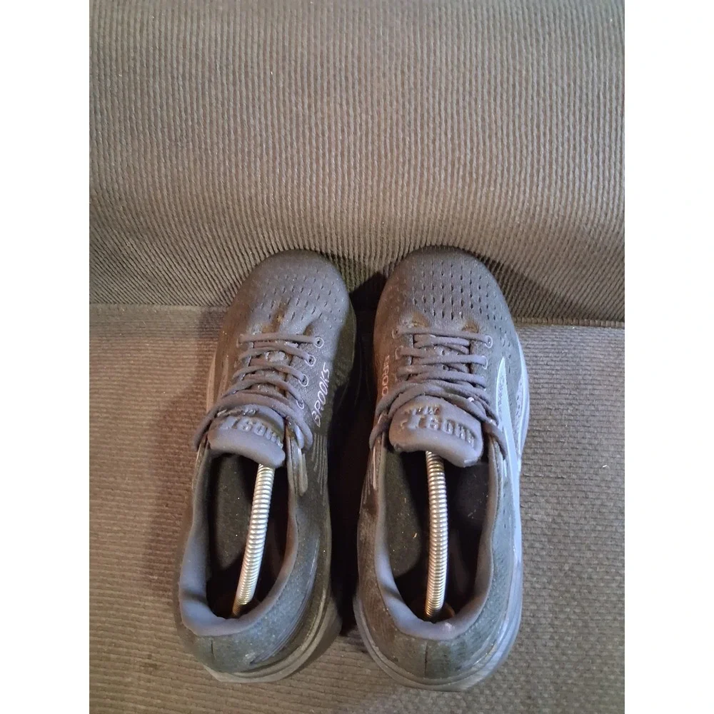 Brooks Ghost Max Mens 9.5 Extra Wide 4E Black Running Shoes 1104644E020